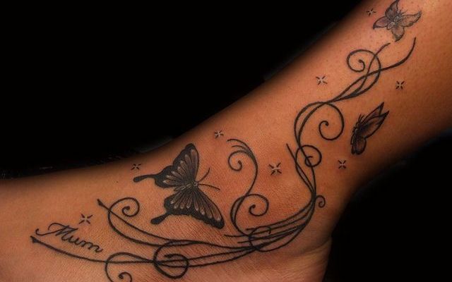 tatuaggi farfalle e stelle